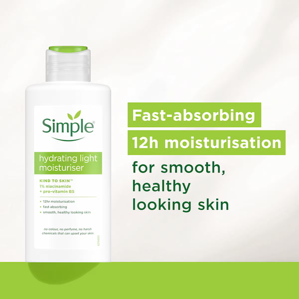 Simple Kind to Skin Hydrating Light Moisturiser (125ml) (Hungary)